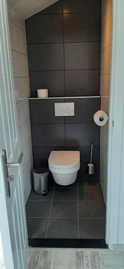 'T Butefjild Bed & Breakfast Broeksterwald Bagian luar foto